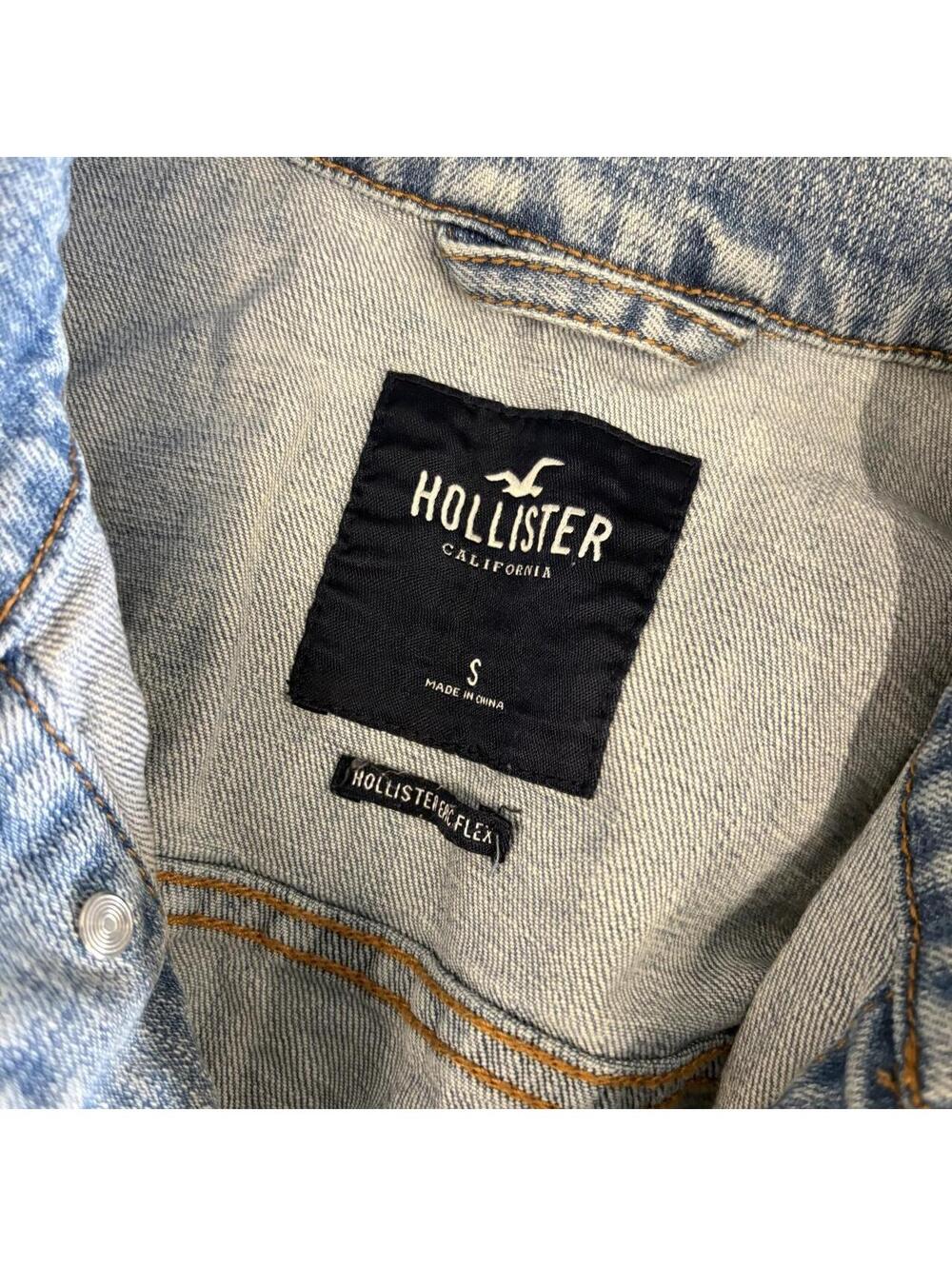 Beautiful Y2K, Hollister, jean jacket. - Picture 2 of 4